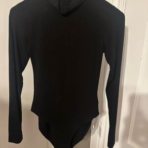 NEW Mango Black Long Sleeve Top size is extra small